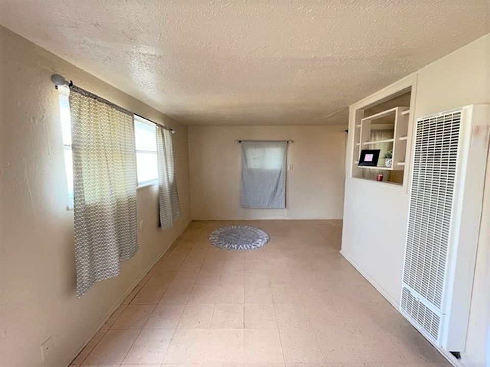 1st image of 308 SE 55th St #312-55-1