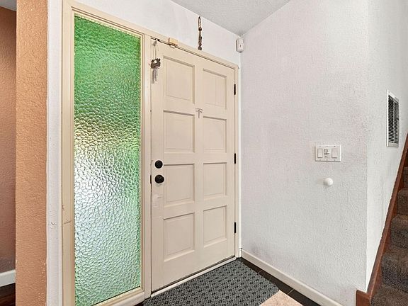 4th image of 2145 Ruby Ave