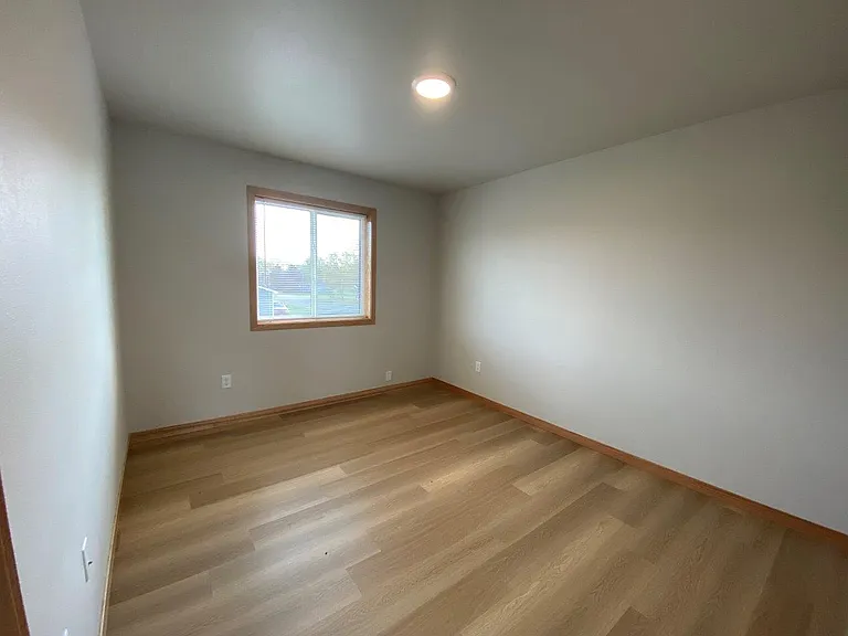 Southview Townhomes — Photo 11