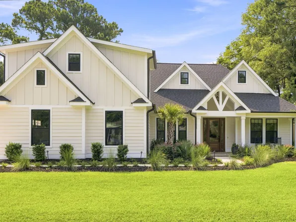 2211 Sally Gaillard Ln, Mount Pleasant, SC 29466