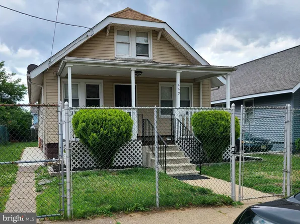 869 Lois Ave, Camden, NJ 08105