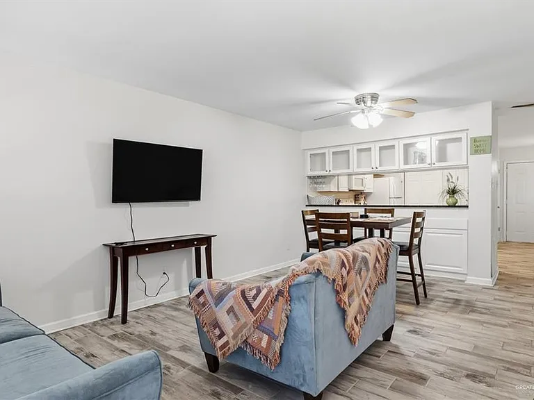 2900 Ashley Dr #101 — Photo 7