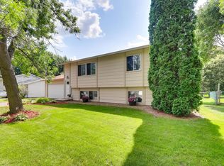 10865 Maple Valley Dr N, Maple Grove, MN 55369