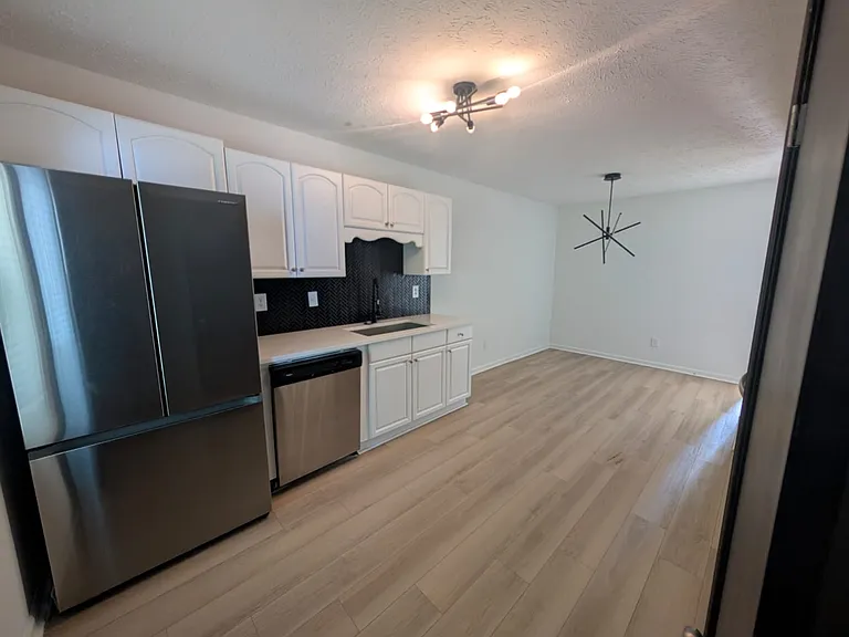 1478 N Diane Ct SE #A — Photo 7