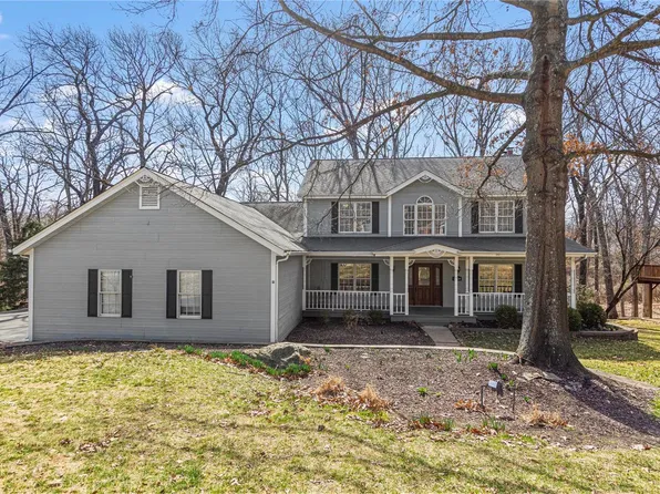 2026 Woodmoor Ridge Dr, Ballwin, MO 63011