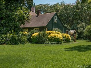 8789 Little England Rd, Hayes, VA 23072