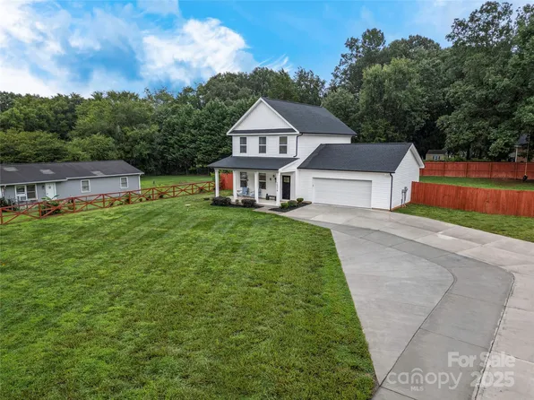 10314 Buccaneer Rd, Charlotte, NC 28227