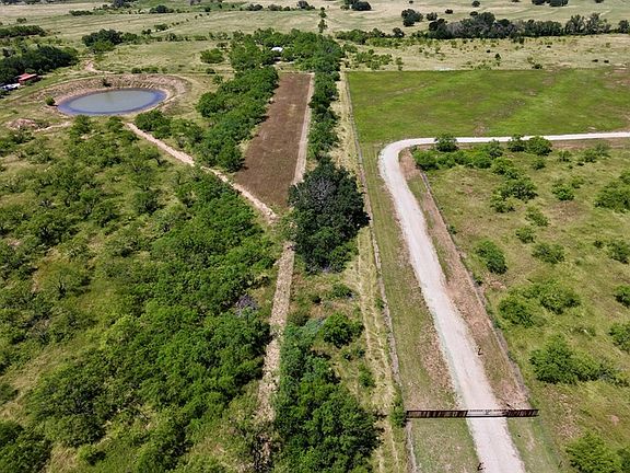 5th image of 1624 County Road 135
