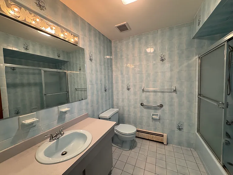 351 Falmouth Ave #2A — Photo 3