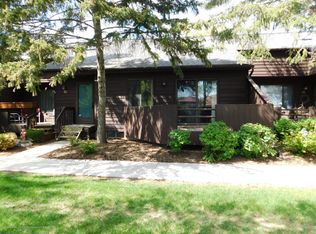 225 E Jolly Rd APT F4, Lansing, MI 48910