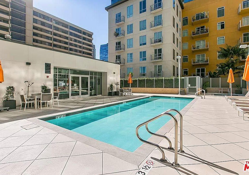 1st image of 645 W 9th St APT 322