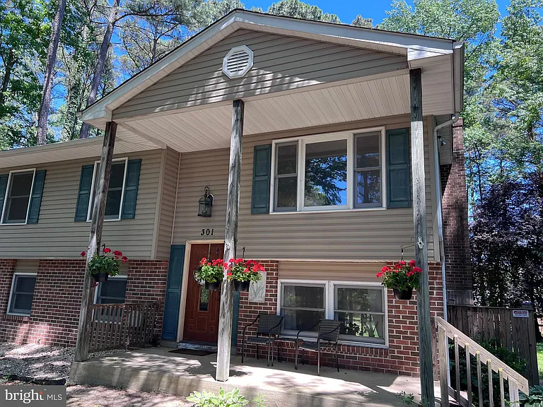 301 Wicomico Rd — Photo 1