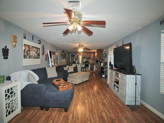 3rd image of 123 2nd Ave