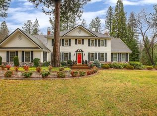 12853 Chatsworth Ln, Grass Valley, CA 95945