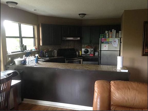 3rd image of 248 Hillcrest Ln #D2