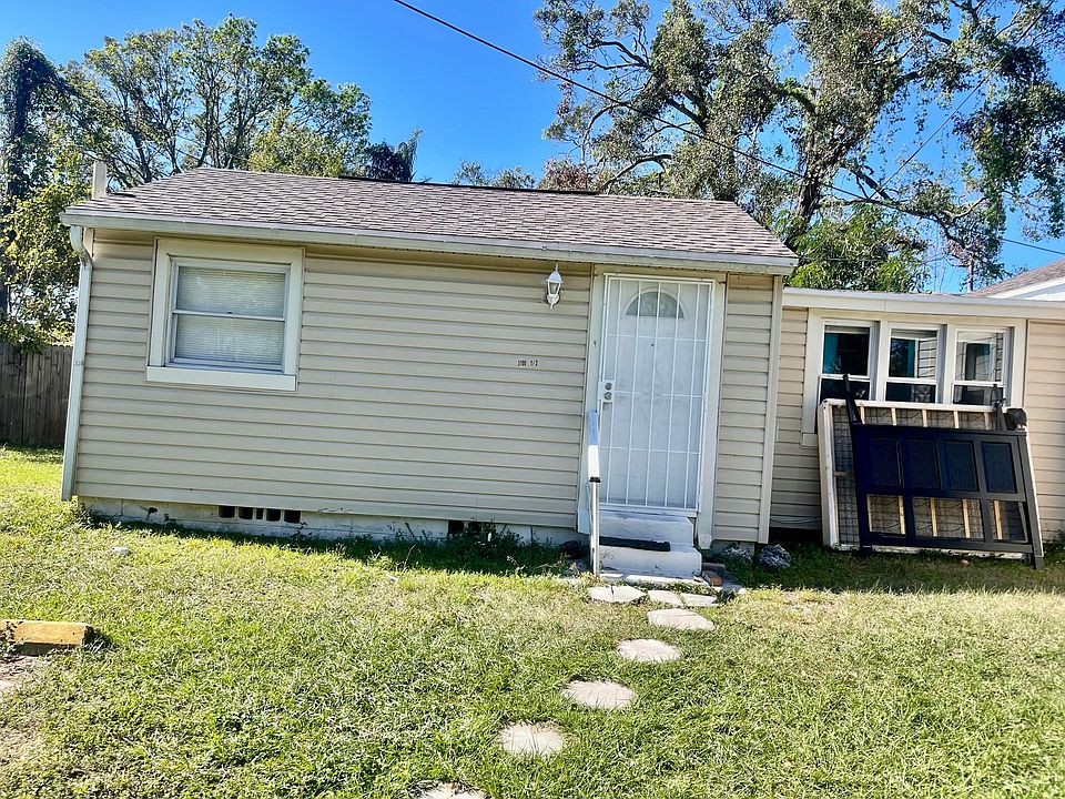 1st image of 3100 64th Ave N #1/2