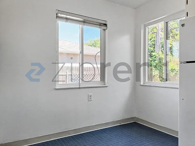 4501 58th St — Photo 12