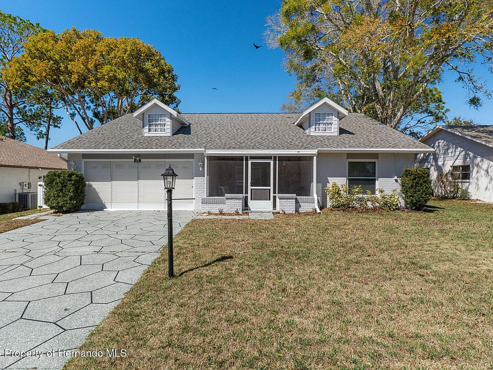 1st image of 6282 Darien Way