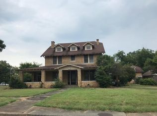 403 W Division St, Hope, AR 71801