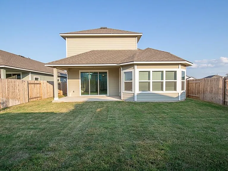 129 Winding Hollow Ln — Photo 31