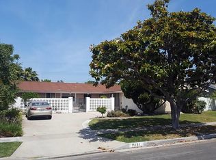 11191 Loch Lomond Rd, Los Alamitos, CA 90720