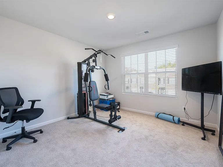 447 Augustine Dr — Photo 20
