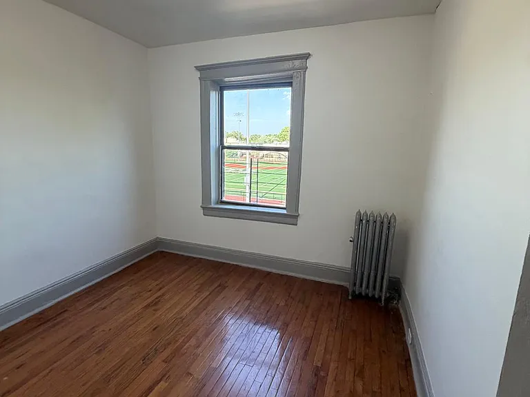 66 N Grove St #6 — Photo 4