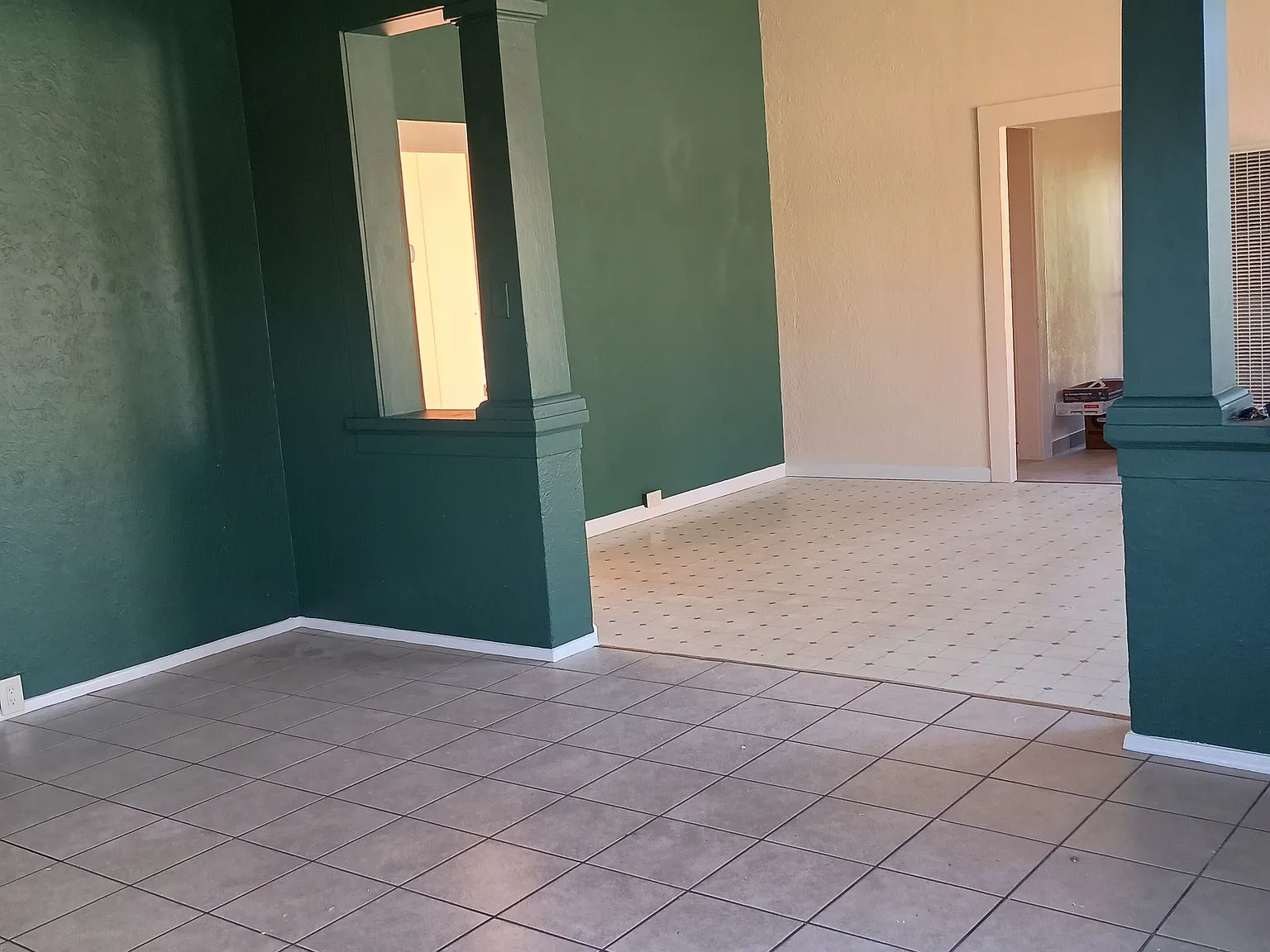 3 bed, 1500 sqft, $3,650 — Photo 2