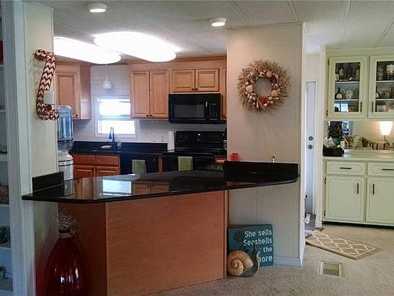 5th image of 259 Lake Tarpon Dr #19