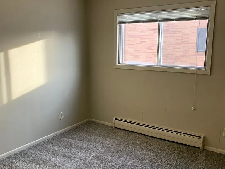 College Park Apartments — Photo 117