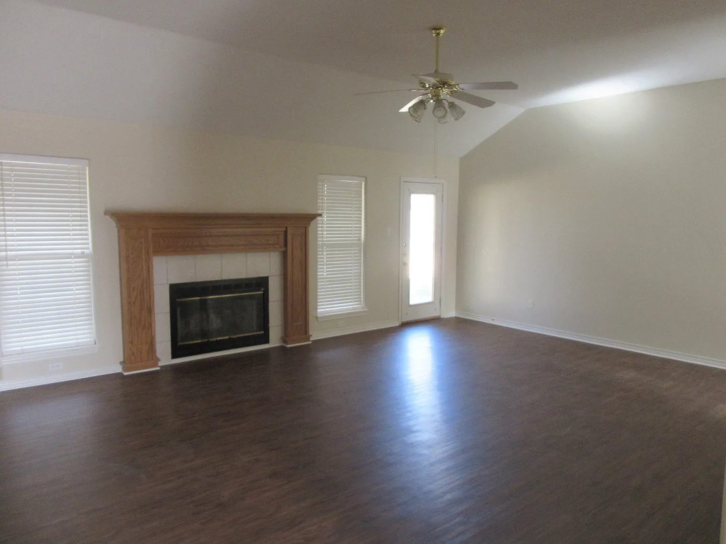 5280 Western Plains — Photo 3