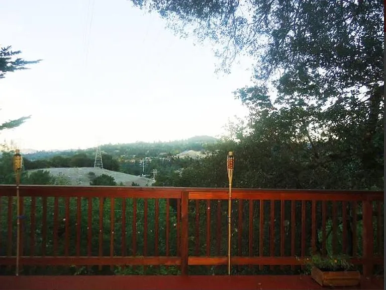 Mid level deck