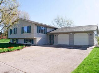 326 S Gershwin St, Stetsonville, WI 54480