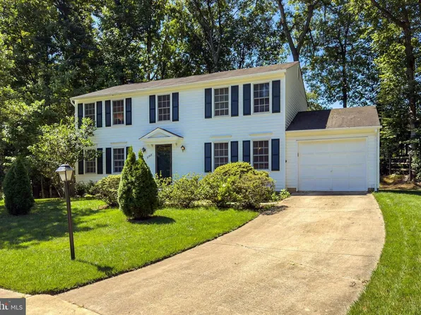9705 Schmidt Dr, Burke, VA 22015