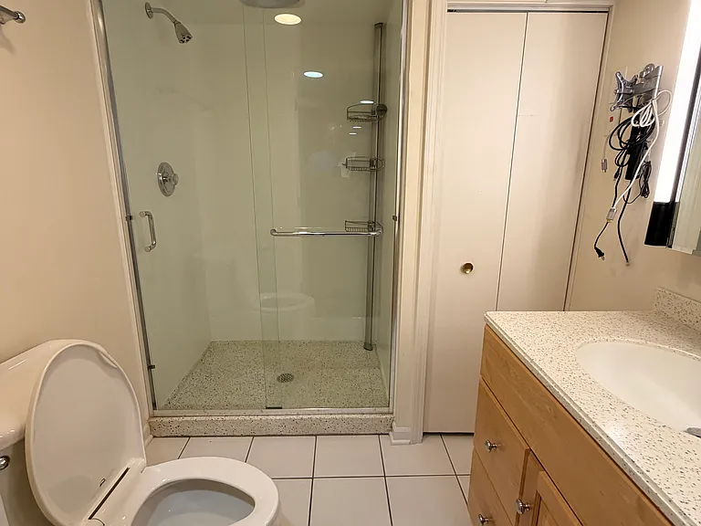 2126 Elmwood Ave — Photo 10