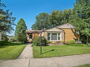 213 Lincoln St, Lemont, IL