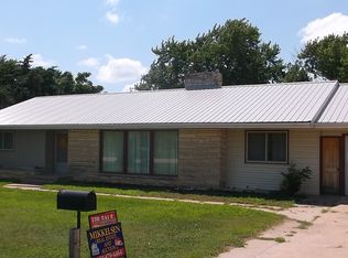 1539 Idaho St, Superior, NE 68978