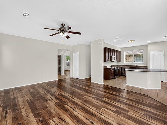 4th image of 3800 Camino Real Trl