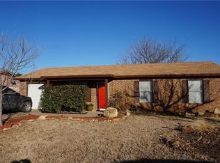 1925 Crawford St, Graham, TX 76450