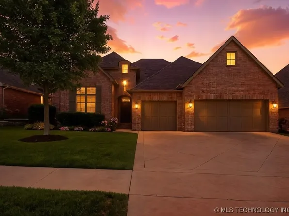 2015 W 109th St S, Jenks, OK 74037