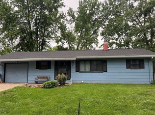 28 Maple Dr, Saint Peters, MO 63376