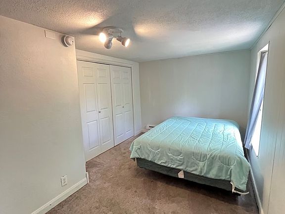 5th image of 664 W Whillock St