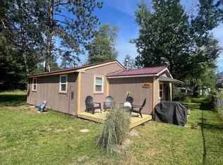 9304 Mead Rd, Houghton Lake, MI 48629