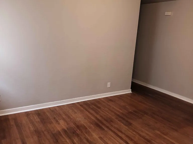 2109 Fendall Ave — Photo 12