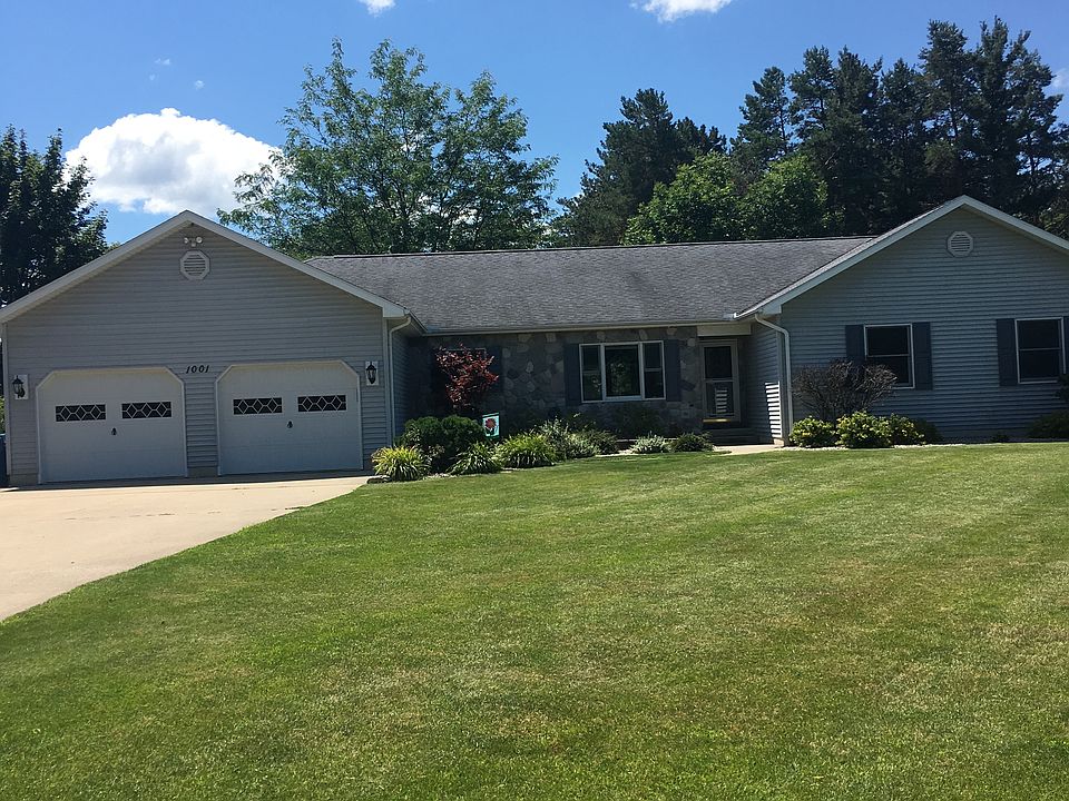 1st image of 1001 Wels Ln