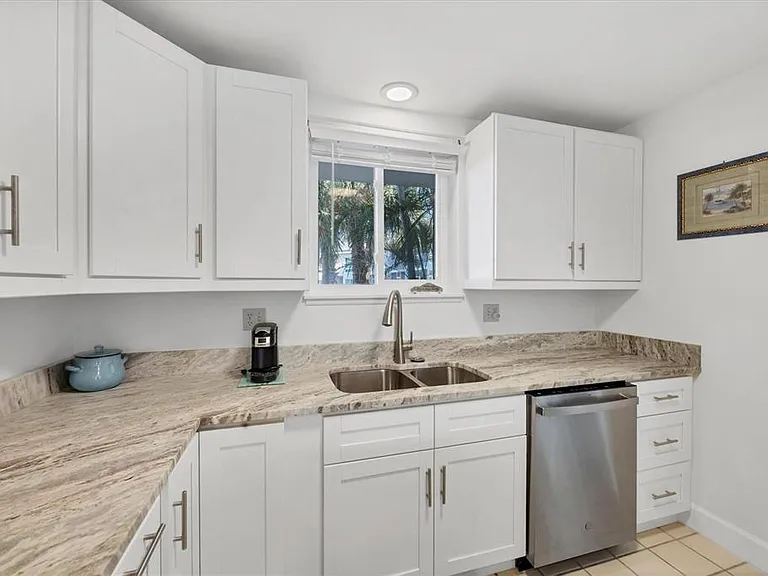 500 S Washington Dr #3A — Photo 10
