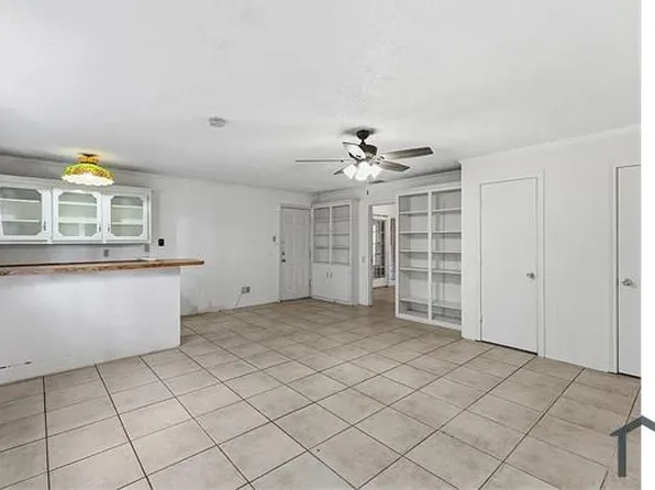 3109 Point East Dr, Mesquite, TX 75150