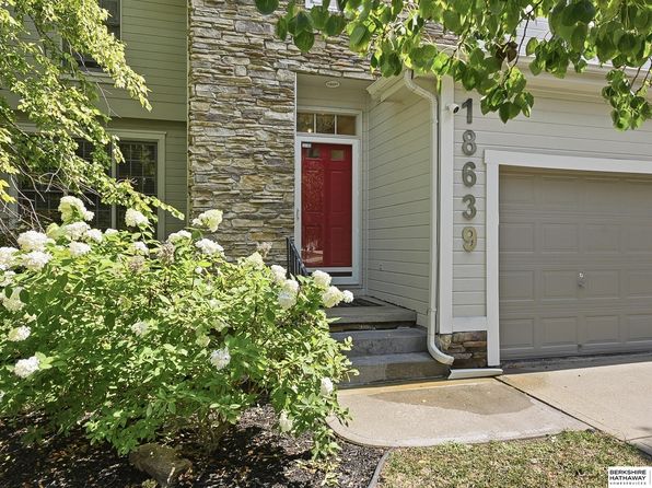 18639 Leavenworth St, Elkhorn, NE 68022 view 2