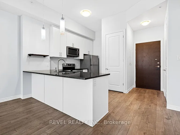 150 Oak Park Blvd #503 — Photo 10