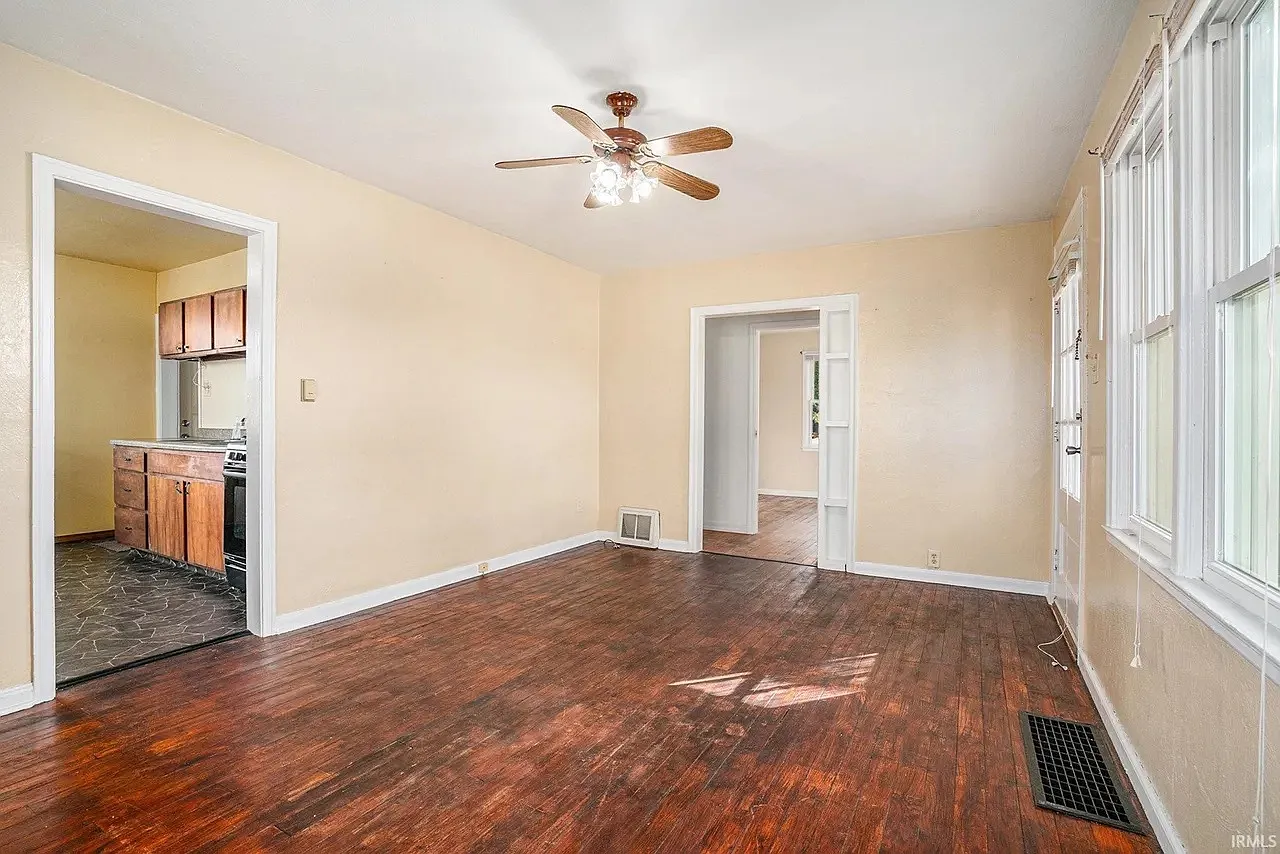 3929 Lincoln Way West - 1 — Photo 4